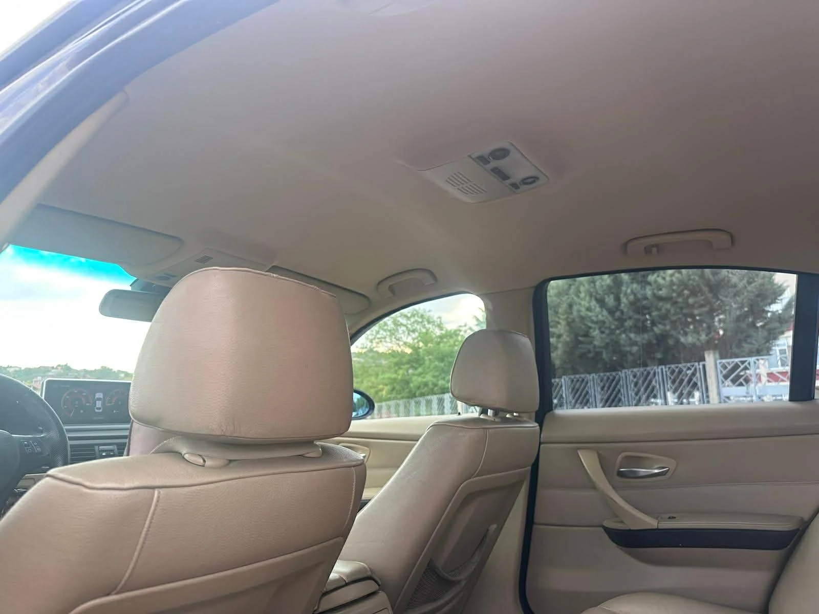BMW 320, снимка 12 - Автомобили и джипове - 54974164