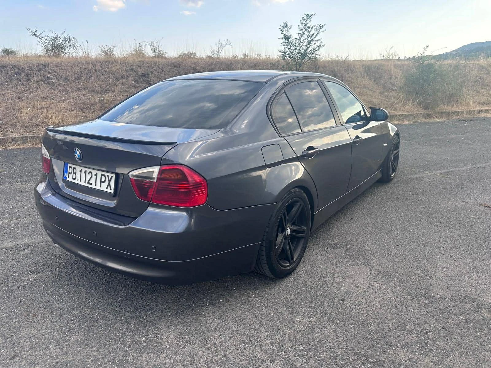 BMW 320, снимка 6 - Автомобили и джипове - 54974164