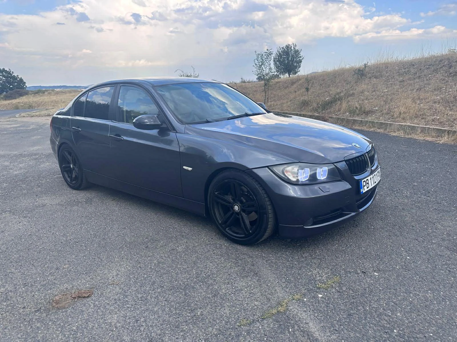 BMW 320, снимка 8 - Автомобили и джипове - 54974164