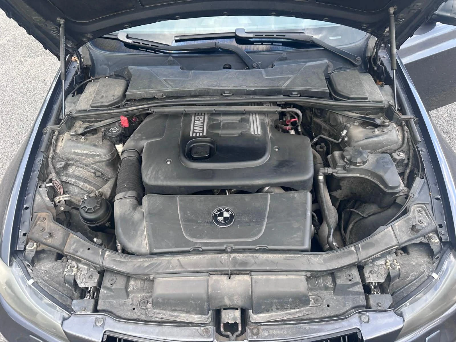 BMW 320, снимка 13 - Автомобили и джипове - 54974164