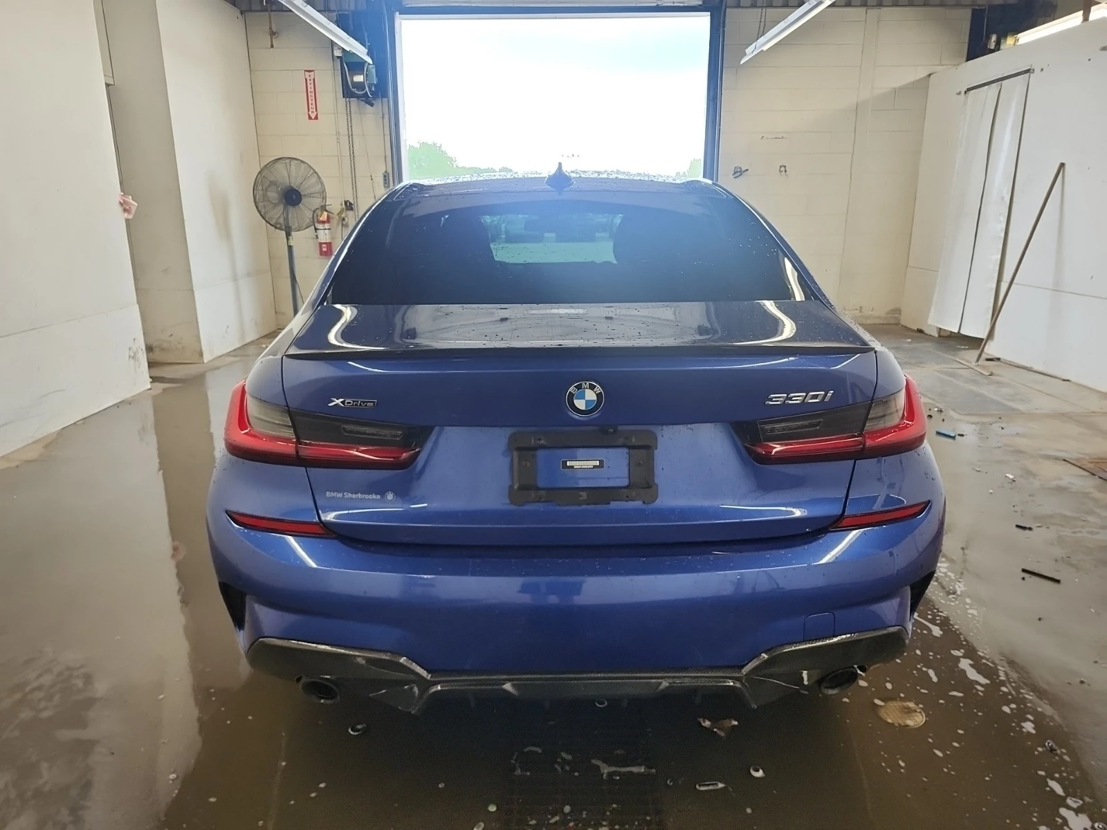 BMW 330 * М ПАКЕТ* ПОДГРЕВИ* ШИБИДАХ* RECARO* , снимка 15 - Автомобили и джипове - 55089052