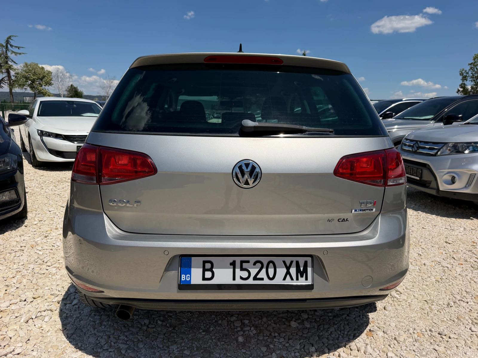 VW Golf 1.6TDI CUP EDITION NAVI DISTR. PANORAMA, снимка 6 - Автомобили и джипове - 55240325