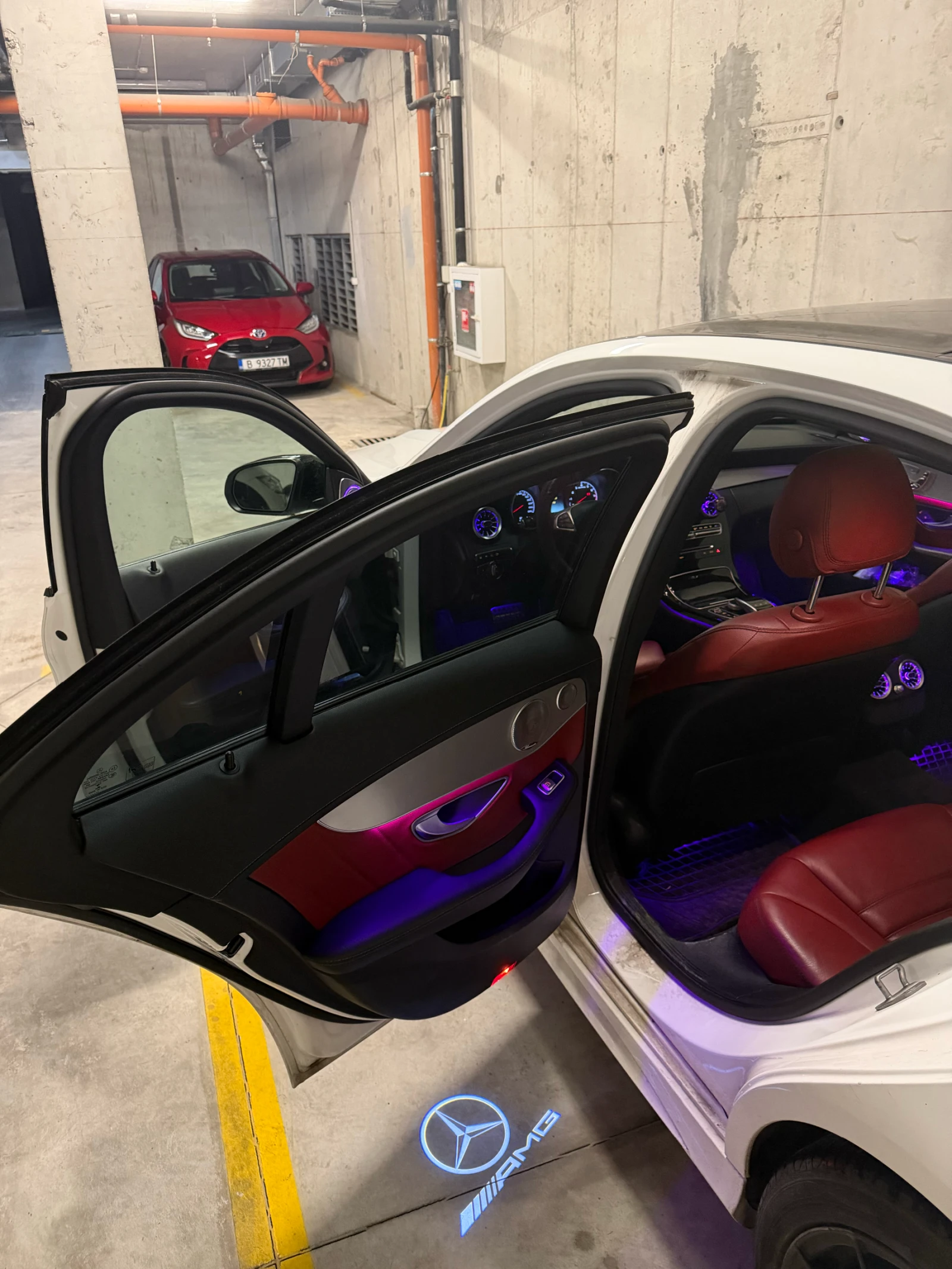 Mercedes-Benz C 43 AMG AMG, 9G, Много екстрова, CarPlay, обслужена , снимка 11 - Автомобили и джипове - 55541923