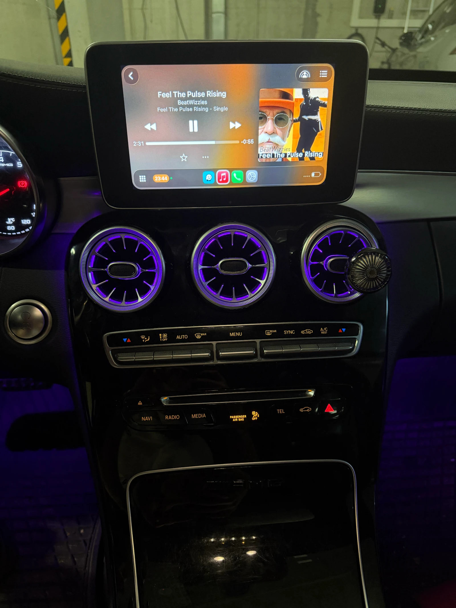 Mercedes-Benz C 43 AMG AMG, 9G, Много екстрова, CarPlay, обслужена , снимка 14 - Автомобили и джипове - 55541923