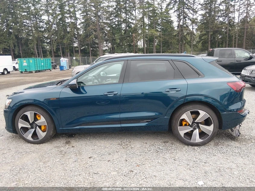 Audi E-Tron 2022 AUDI E-TRON PREMIUM PLUS QUATTRO, снимка 5 - Автомобили и джипове - 55592759
