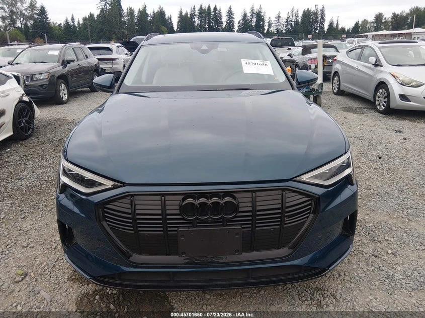 Audi E-Tron 2022 AUDI E-TRON PREMIUM PLUS QUATTRO, снимка 2 - Автомобили и джипове - 55592759