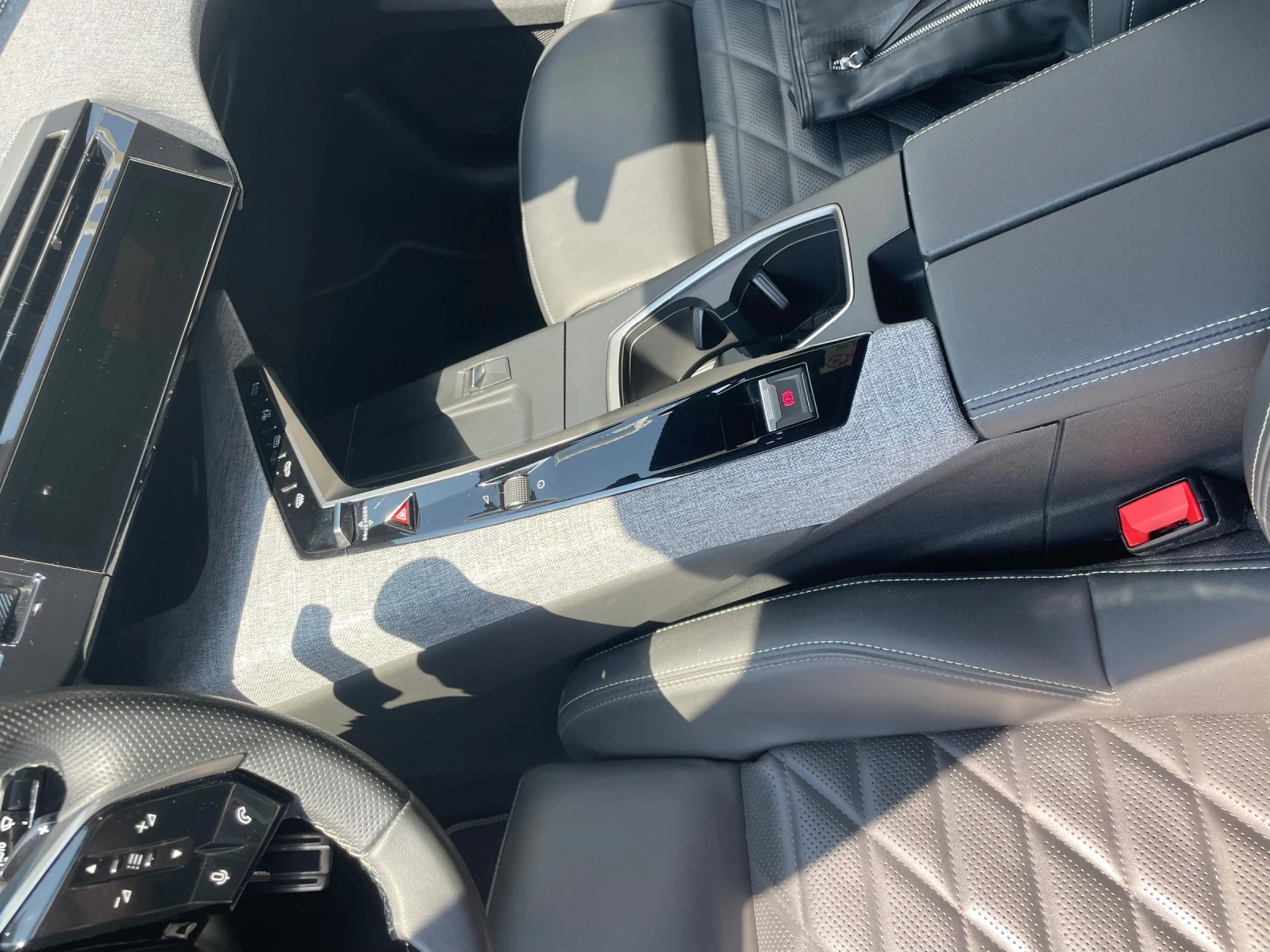 Peugeot 5008 GT, снимка 8 - Автомобили и джипове - 55905146