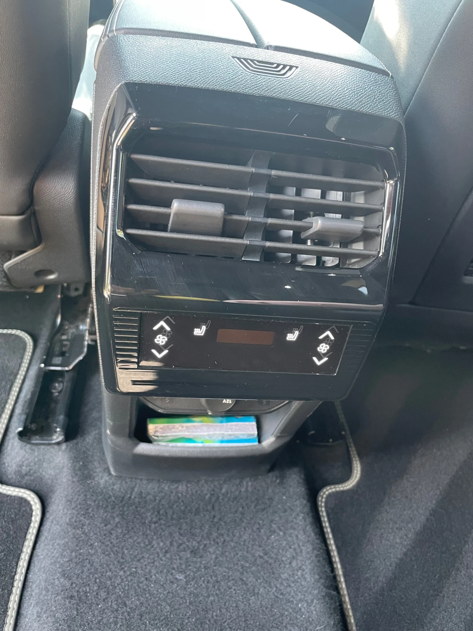 Peugeot 5008 GT, снимка 10 - Автомобили и джипове - 55905146