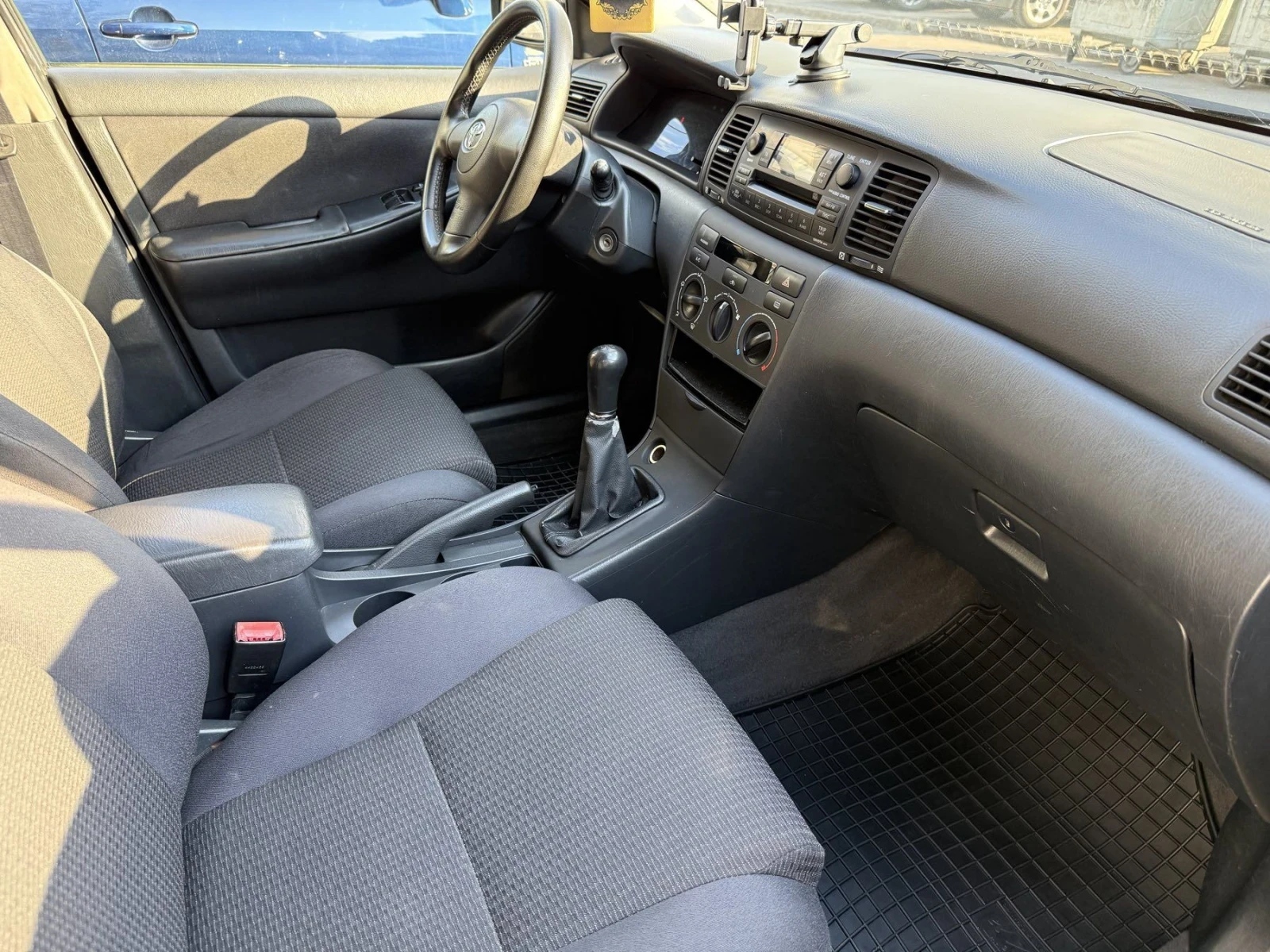 Toyota Corolla 2.0 D4D 116 к.с Комби, снимка 13 - Автомобили и джипове - 56105772