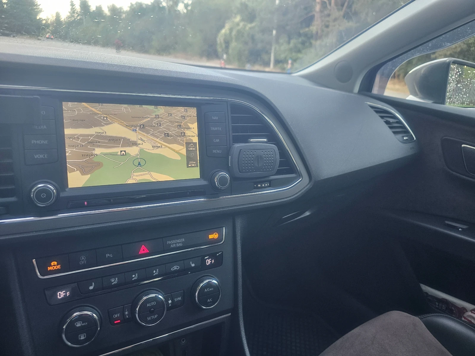Seat Leon X-perience 2.0 TDI, снимка 14 - Автомобили и джипове - 56377188