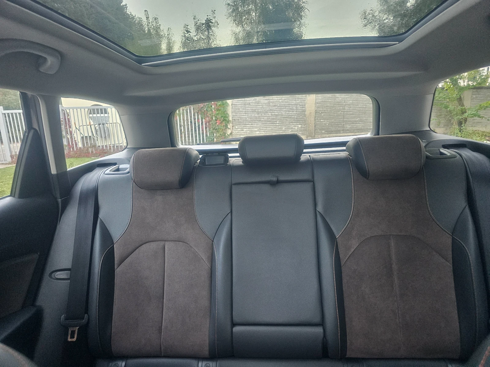 Seat Leon X-perience 2.0 TDI, снимка 13 - Автомобили и джипове - 56377188