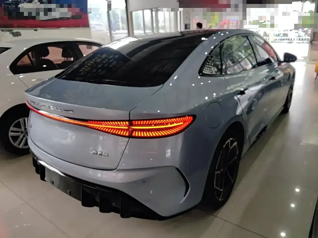 BYD Seal 700km Long Range RWD Edition, снимка 6 - Автомобили и джипове - 56594313