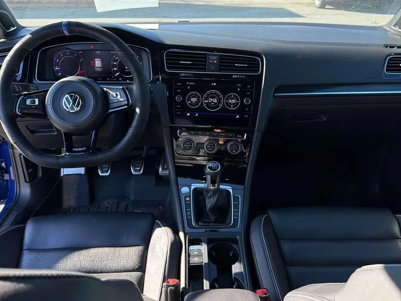 VW Golf, снимка 11 - Автомобили и джипове - 56684992