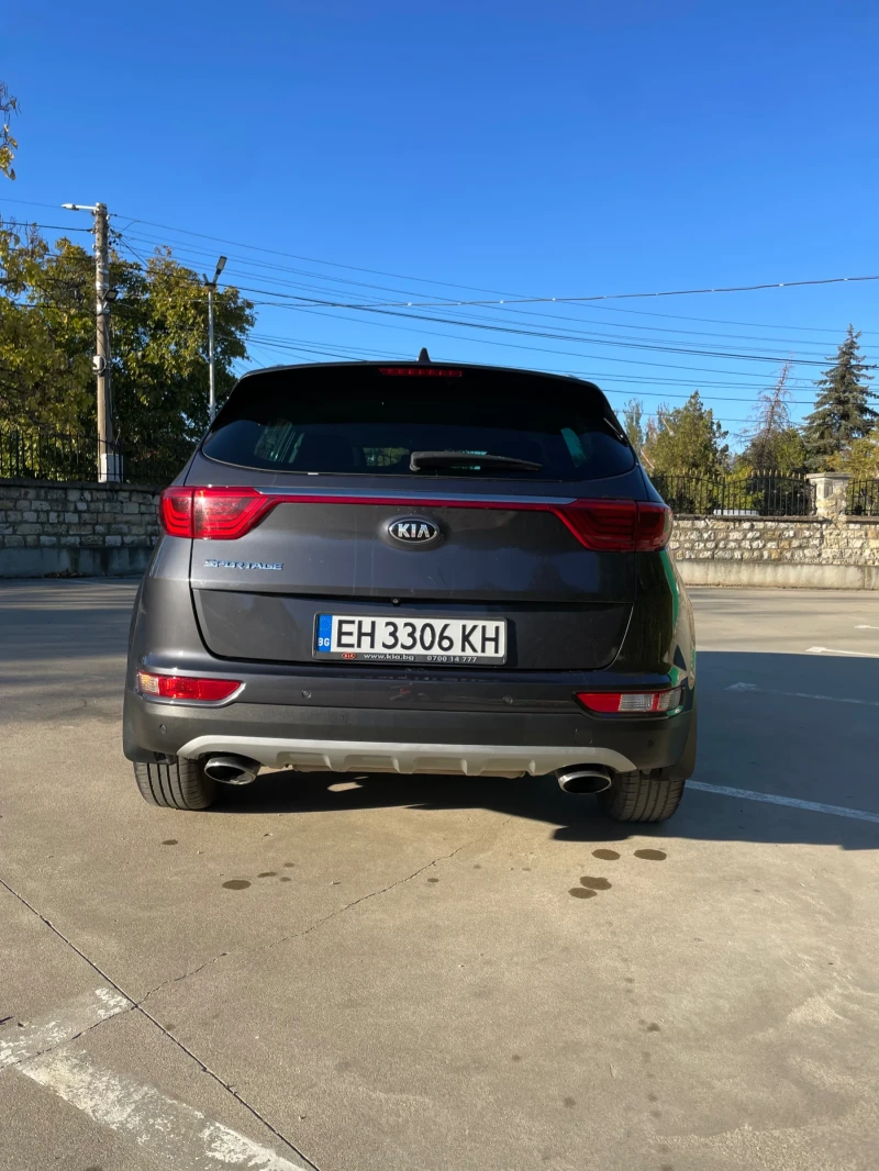 Kia Sportage, снимка 3 - Автомобили и джипове - 47659632