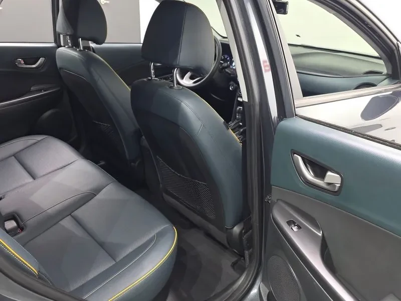 Hyundai Kona 1.6Т, снимка 11 - Автомобили и джипове - 54257140