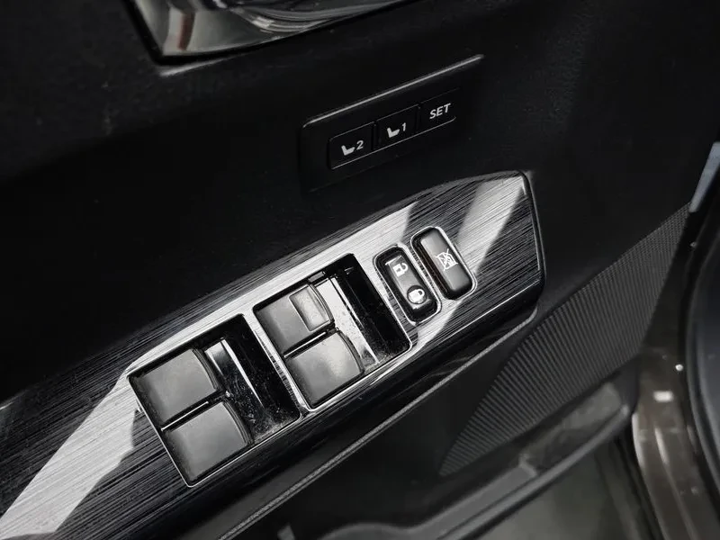 Toyota Rav4 2.5 4WD HYBRID, снимка 17 - Автомобили и джипове - 55797365