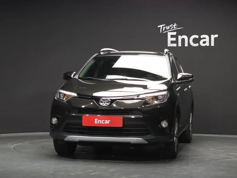 Toyota Rav4 2.5 4WD HYBRID, снимка 3 - Автомобили и джипове - 55797365