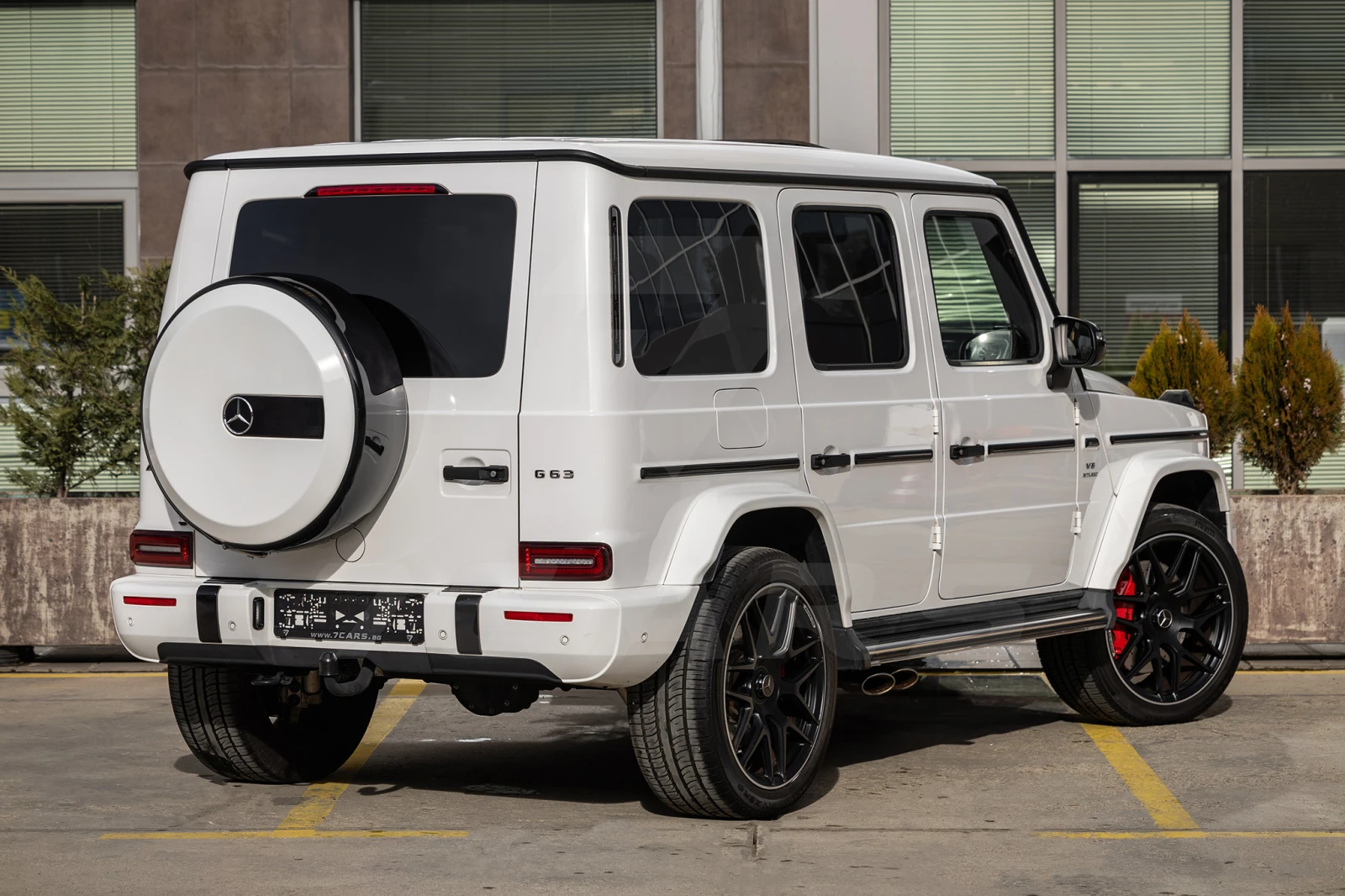 Mercedes-Benz G 63 AMG * ПЪЛНА СЕРВИЗНА ИСТОРИЯ* ЛИЗИНГ* ВНОС ГЕРМАНИЯ*  - изображение 6