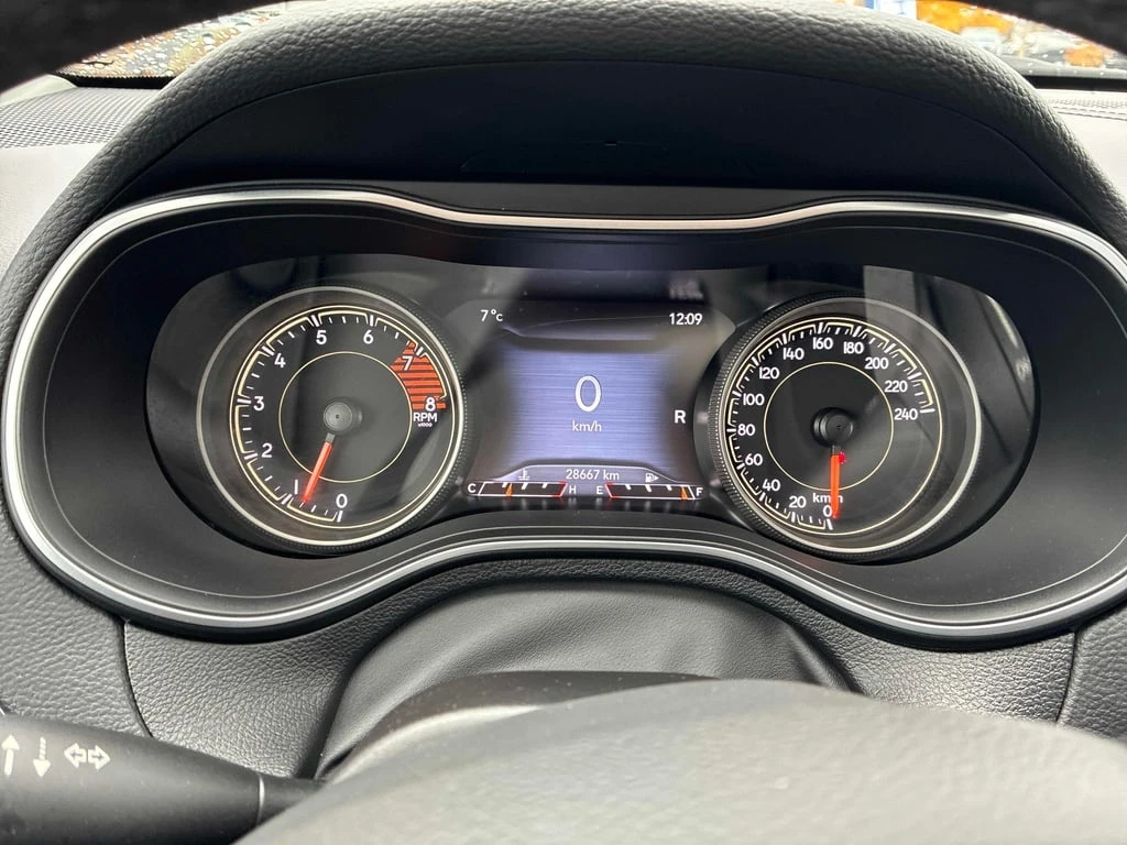 Jeep Cherokee * Altitude * CARFAX * ЦЕНА ДО БГ - изображение 8