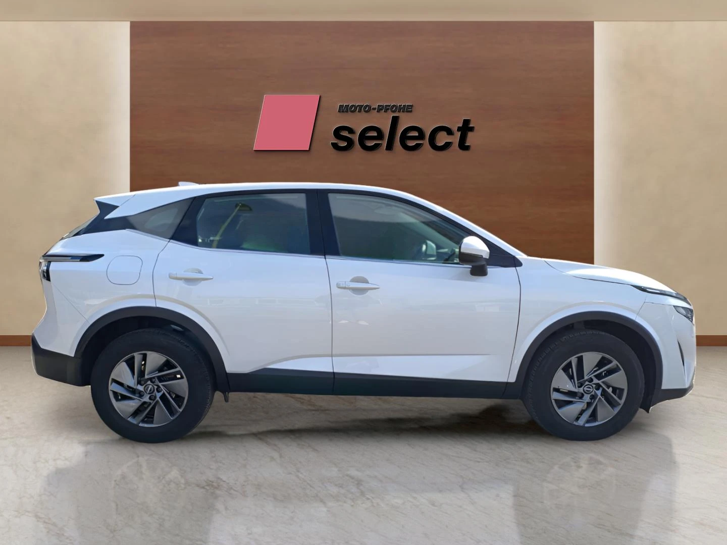 Nissan Qashqai 1.3 - изображение 4