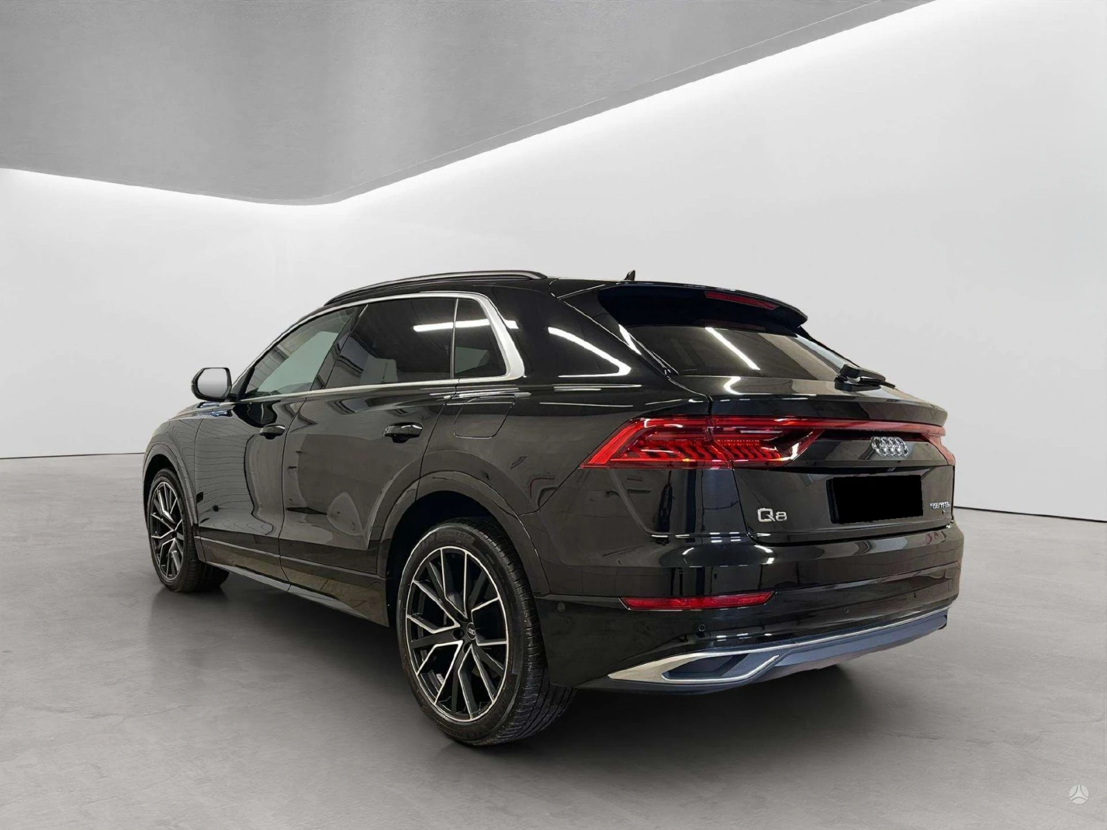 Audi Q8 55 TFSI Quattro Mild Hybrid, снимка 3 - Автомобили и джипове - 53877807