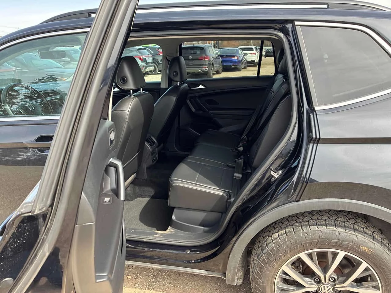 VW Tiguan * Comfortline * CARFAX * ���� �� �� | Mobile.bg � ����������� 12