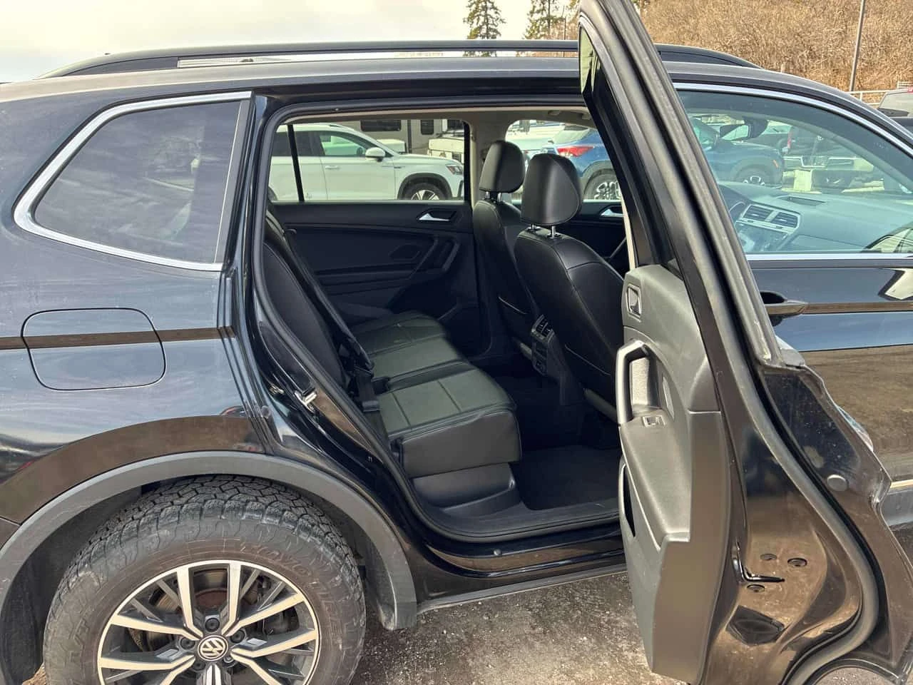 VW Tiguan * Comfortline * CARFAX * ���� �� �� | Mobile.bg � ����������� 14