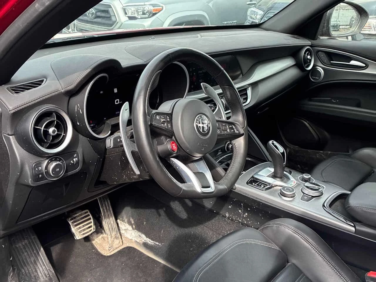 Alfa Romeo Stelvio Veloce  CARFAX, снимка 5 - Автомобили и джипове - 54102863