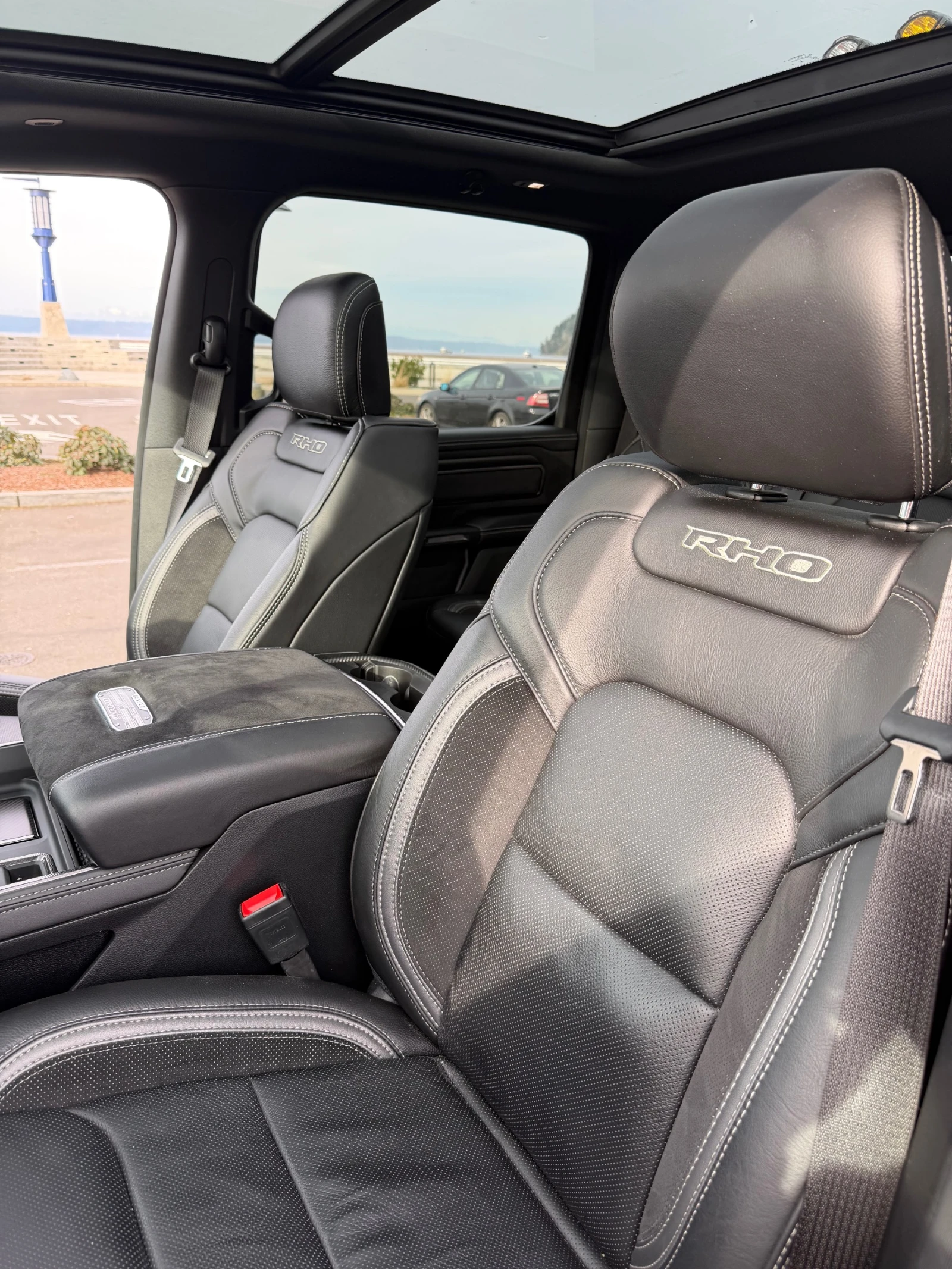 Dodge RAM 1500 2025 Ram TRX RHO Carfax 540 к.с., снимка 10 - Автомобили и джипове - 54543500
