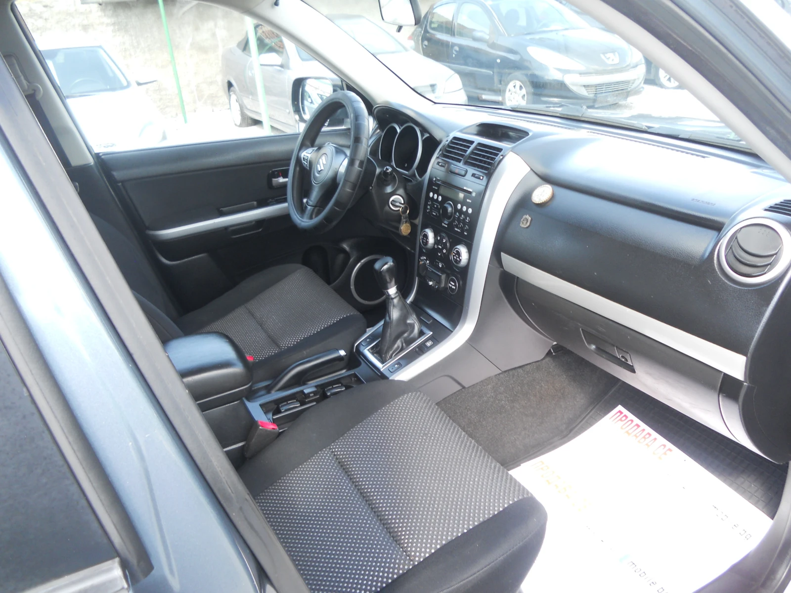 Suzuki Grand vitara 1.9 D 4X4 ЛИЗИНГ!!!, снимка 10 - Автомобили и джипове - 55359393