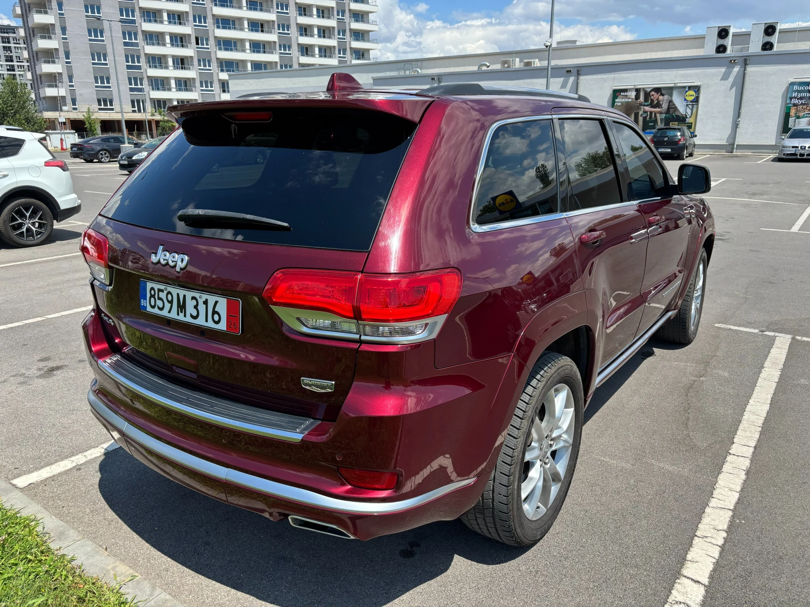 Jeep Grand cherokee Summit, снимка 7 - Автомобили и джипове - 55416038