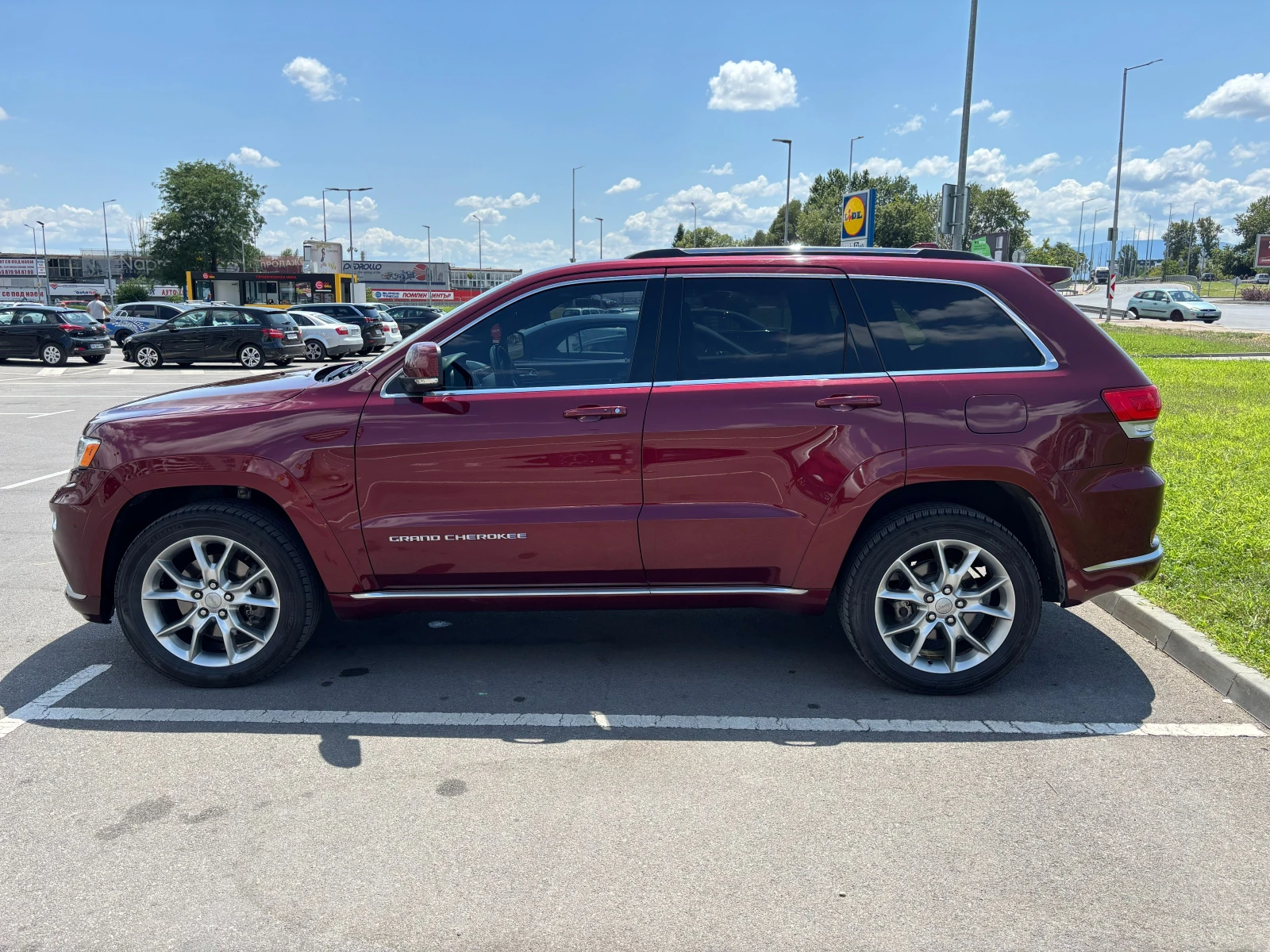 Jeep Grand cherokee Summit, снимка 4 - Автомобили и джипове - 55416038