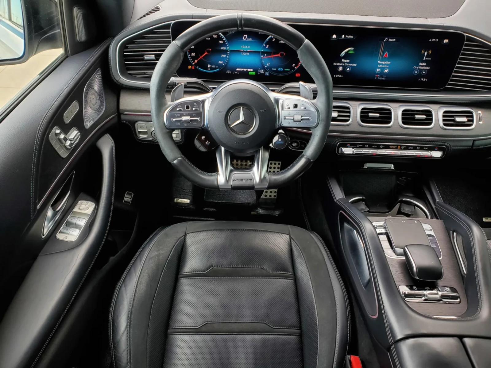 Mercedes-Benz GLE 53 4MATIC BURMESTER* ОБДУХВАНЕ* ДИСТРОНИК* САМОПАРКИРАНЕ* , снимка 6 - Автомобили и джипове - 55612398