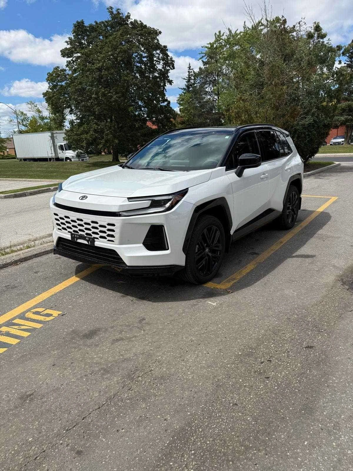 Toyota Rav4 AWD / ОБДУХВАНЕ / 360 / JBL / CARFAX