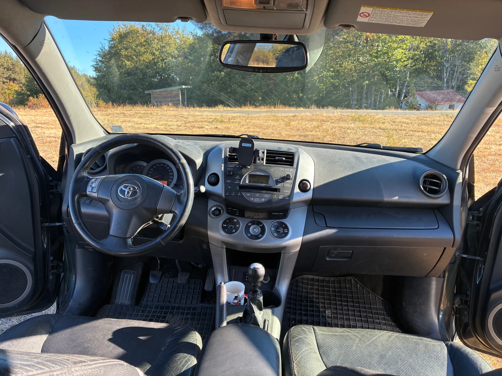 Toyota Rav4, снимка 15 - Автомобили и джипове - 56342838