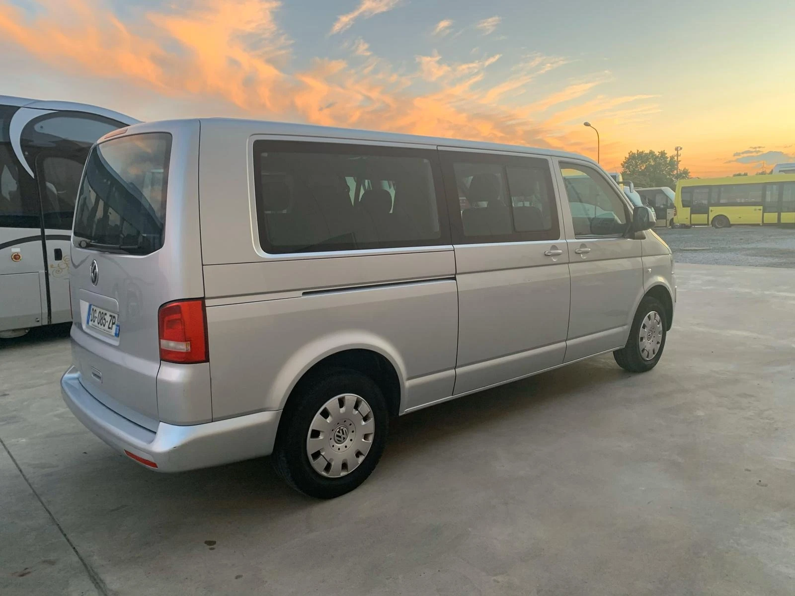 VW Caravelle Maxi Lang,2.0 TDI 140 ps,9 места - изображение 4