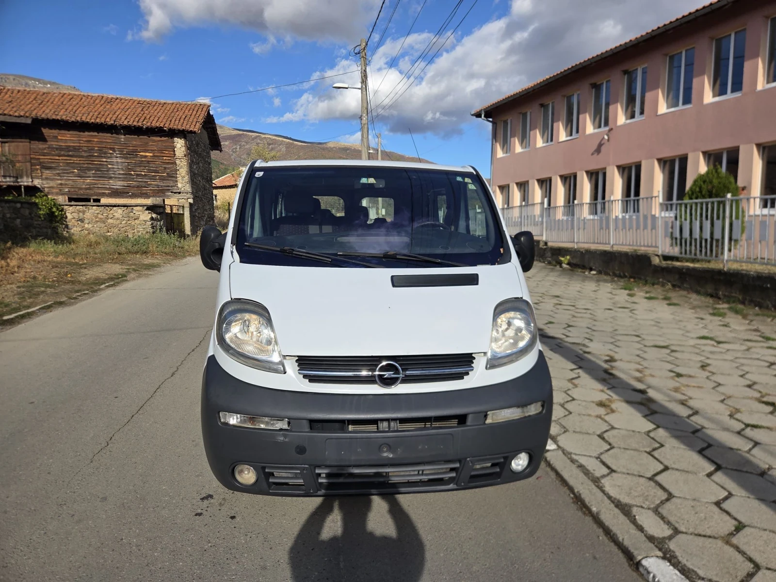 Opel Vivaro 8+ 1* MAXI* KLIMA , снимка 2 - Бусове и автобуси - 56626528