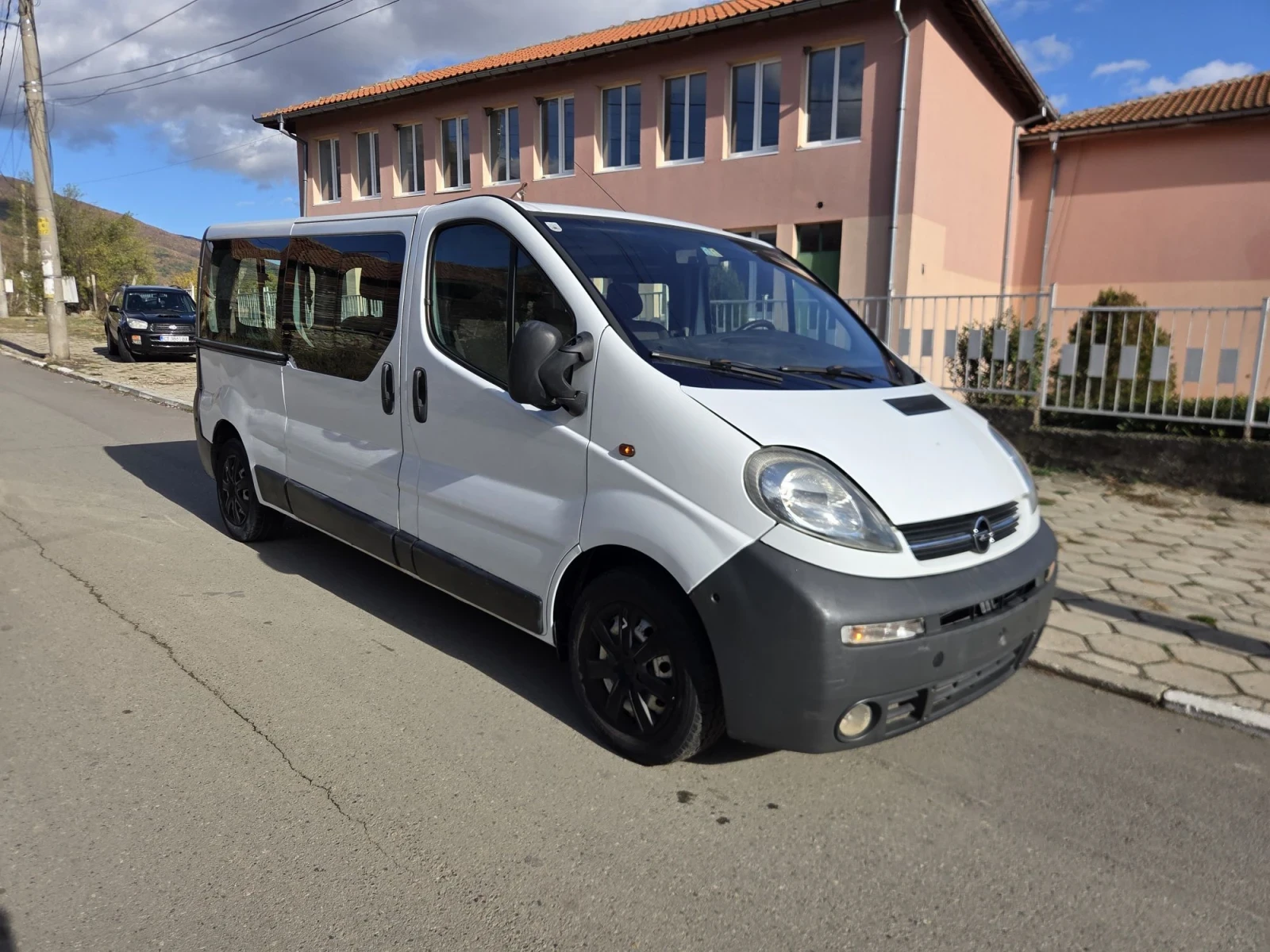 Opel Vivaro 8+ 1* MAXI* KLIMA , снимка 3 - Бусове и автобуси - 56626528