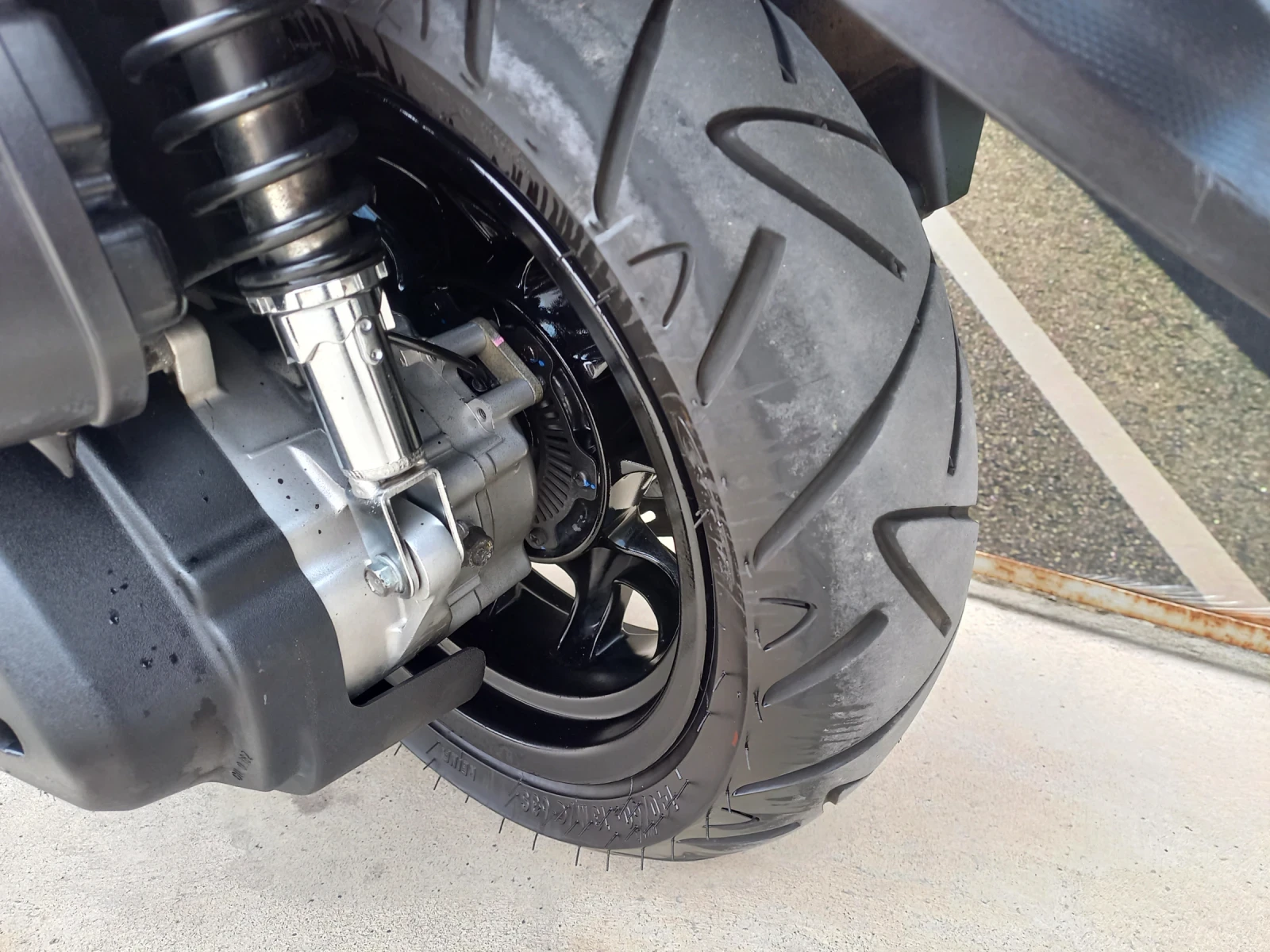 Sym Cruisym 300 ABS TC LED  - изображение 7