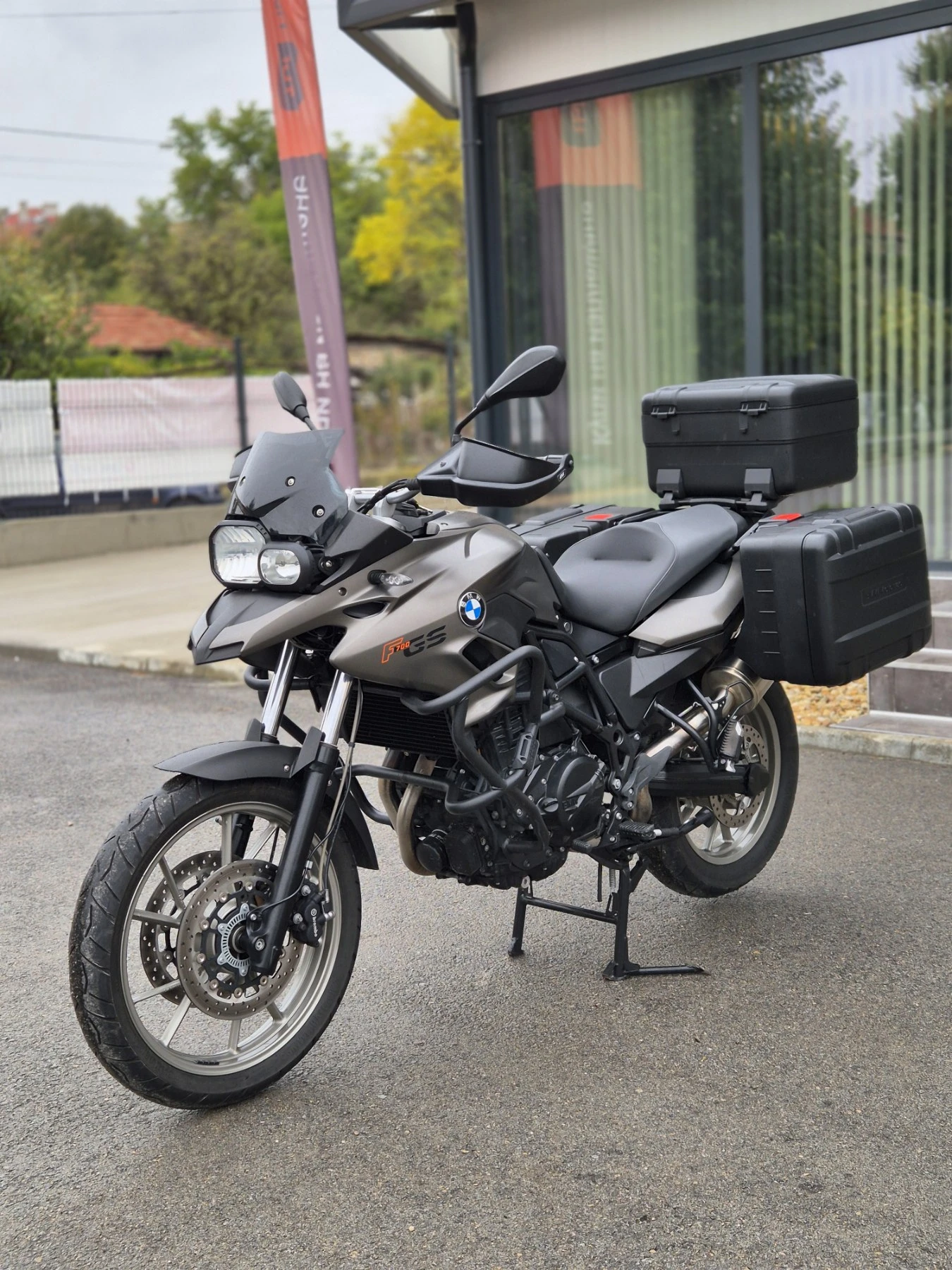 BMW F 700GS ABS TC СЕРВИЗНА ИСТОРИЯ НОВ ВНОС ШВЕЙЦАРИЯ - изображение 3