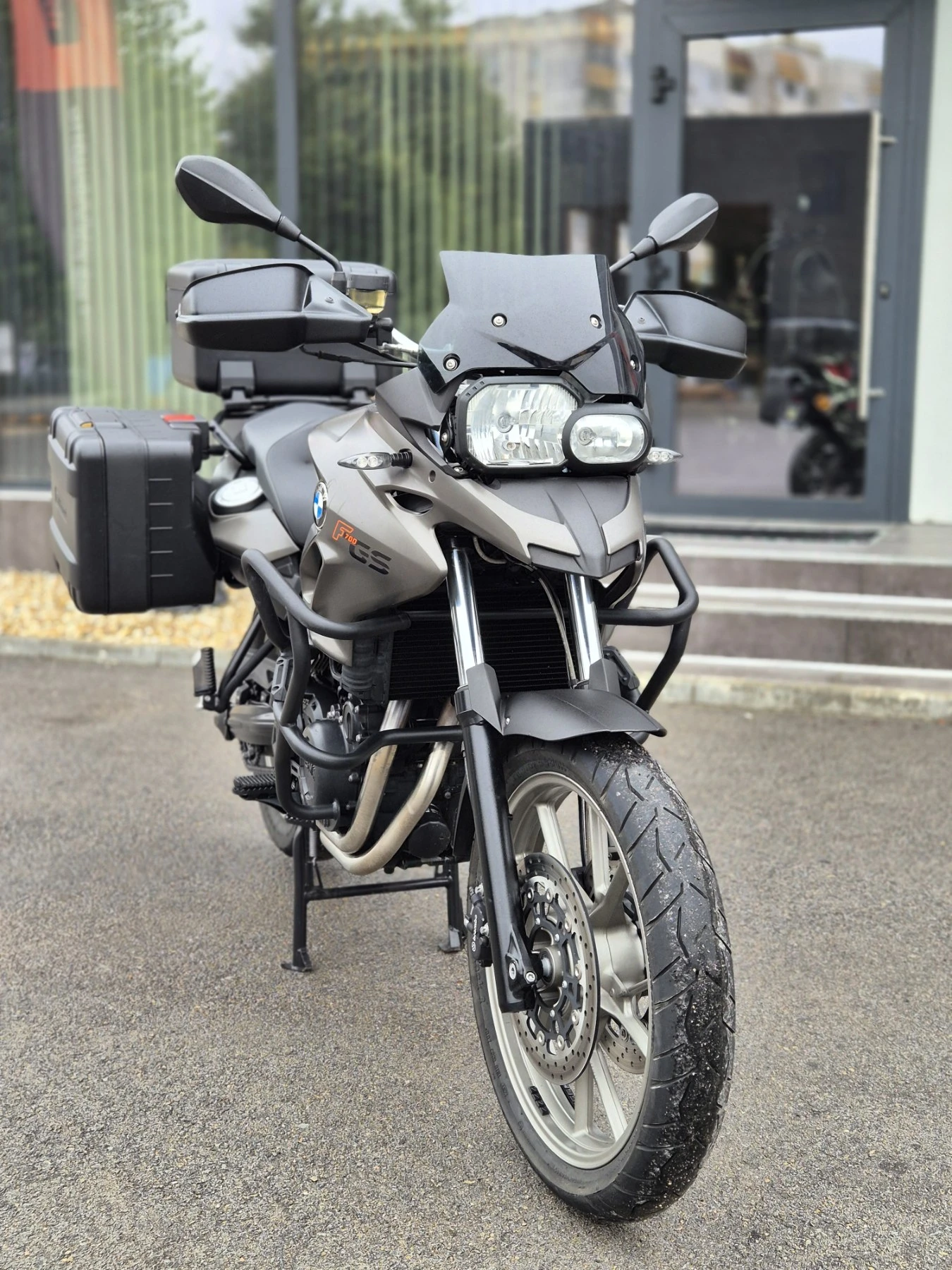 BMW F 700GS ABS TC СЕРВИЗНА ИСТОРИЯ НОВ ВНОС ШВЕЙЦАРИЯ - изображение 2