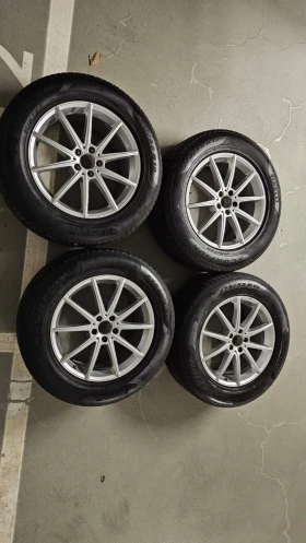 Гуми с джанти Pirelli 275/55R19, снимка 1 - Гуми и джанти - 47705038