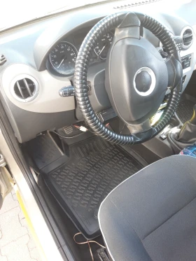 Dacia Sandero, снимка 9