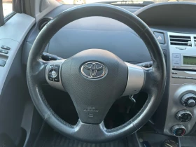 Обява за продажба на Toyota Yaris Автоматик 1.3 бензин ~8 800 лв. - изображение 8