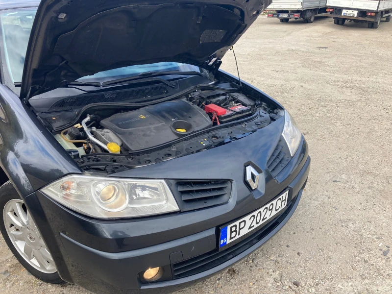 Renault Megane 1.9, снимка 7 - Автомобили и джипове - 45605696