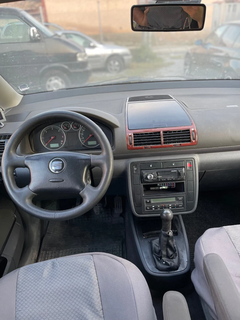 Seat Alhambra 1.9 TDI, снимка 6 - Автомобили и джипове - 47512134