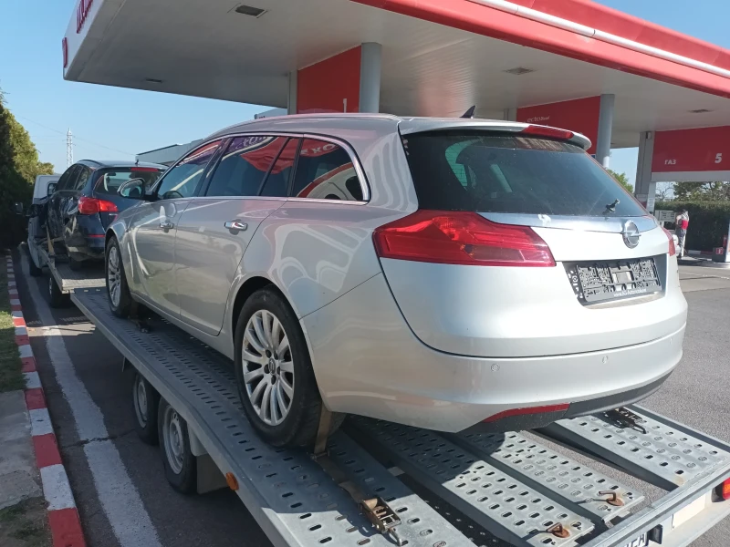 Opel Insignia 2.0 auto, снимка 2 - Автомобили и джипове - 48562921