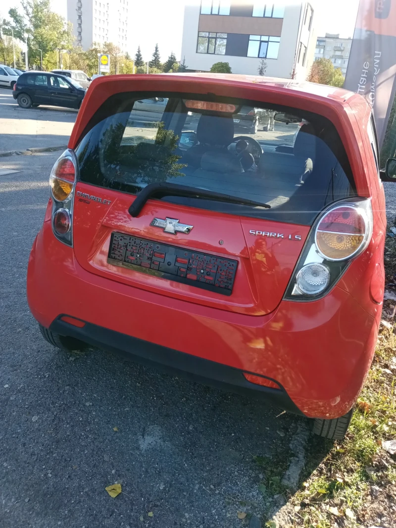 Chevrolet Spark, снимка 4 - Автомобили и джипове - 47558820