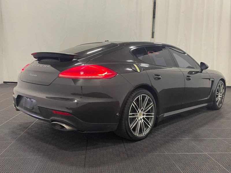 Porsche Panamera Edition КРАЙНА ЦЕНА, снимка 4 - Автомобили и джипове - 47956744