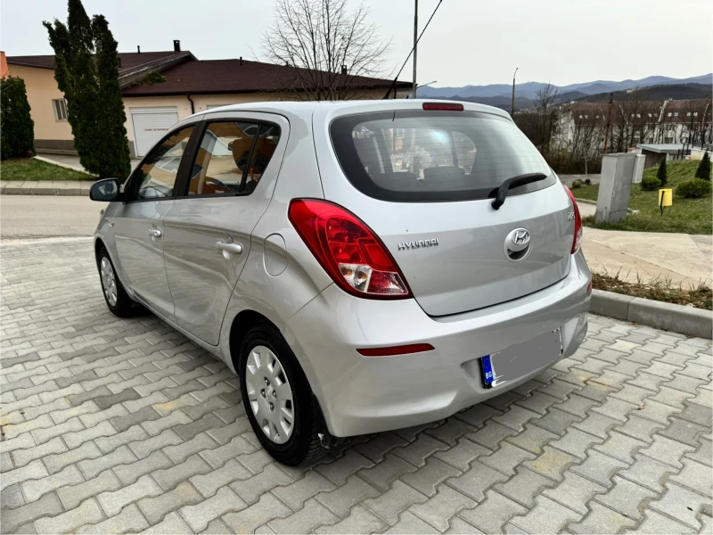 Hyundai I20 ПЪРВИ СОБСТВЕНИК#ГАЗ/БЕНЗИН, снимка 4 - Автомобили и джипове - 49508613